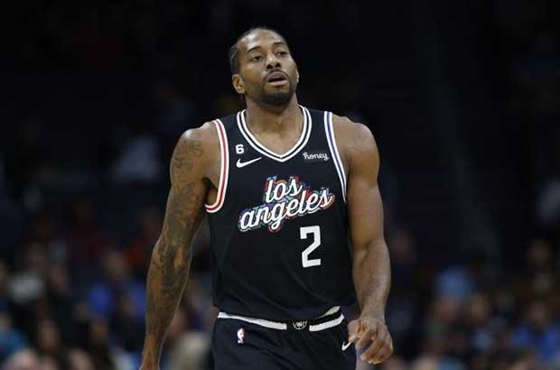 紧急峰会：哈维·阿隆索与齐达内和克洛普的最后机会（临界峰会：哈维·阿隆索携齐达内、克洛普迎来最后一搏）