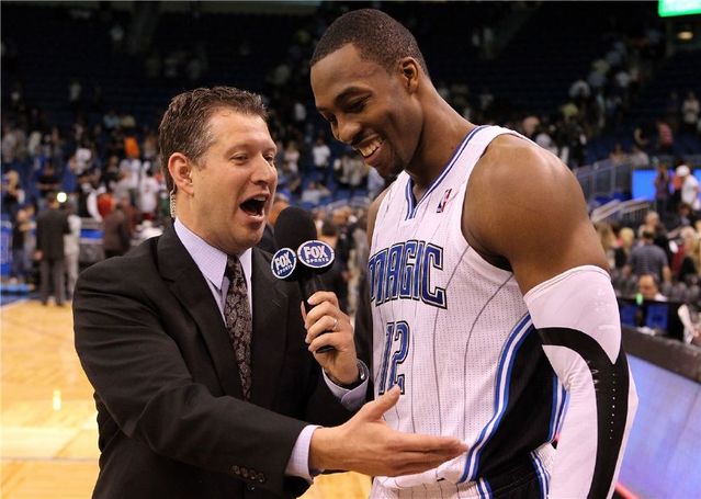 疯狂较劲！火箭湖人连续五次攻防都造犯规罚球 双方连续8罚全中（互不相让！火箭与湖人连续五回合攻防都造犯规罚球，双方8次罚球全中）