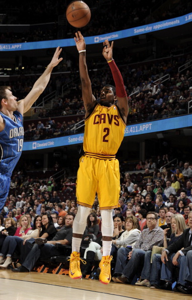 莱切2-1都灵，班达、拉萨纳-库利巴利建功（班达、拉萨纳-库利巴利破门，莱切2-1力克都灵）