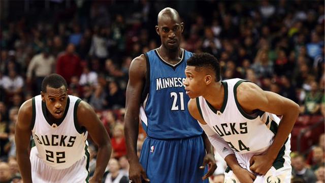 辉哥让你四分钟看懂皇马为什么输的那么狼狈（辉哥用四分钟讲清皇马为何输得如此狼狈）