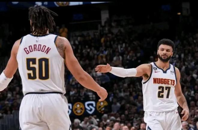 尤文vs帕福斯：伊尔迪兹搭档戴维，洛卡特利、坎比亚索出战（尤文对阵帕福斯：伊尔迪兹联手戴维，洛卡特利与坎比亚索登场）