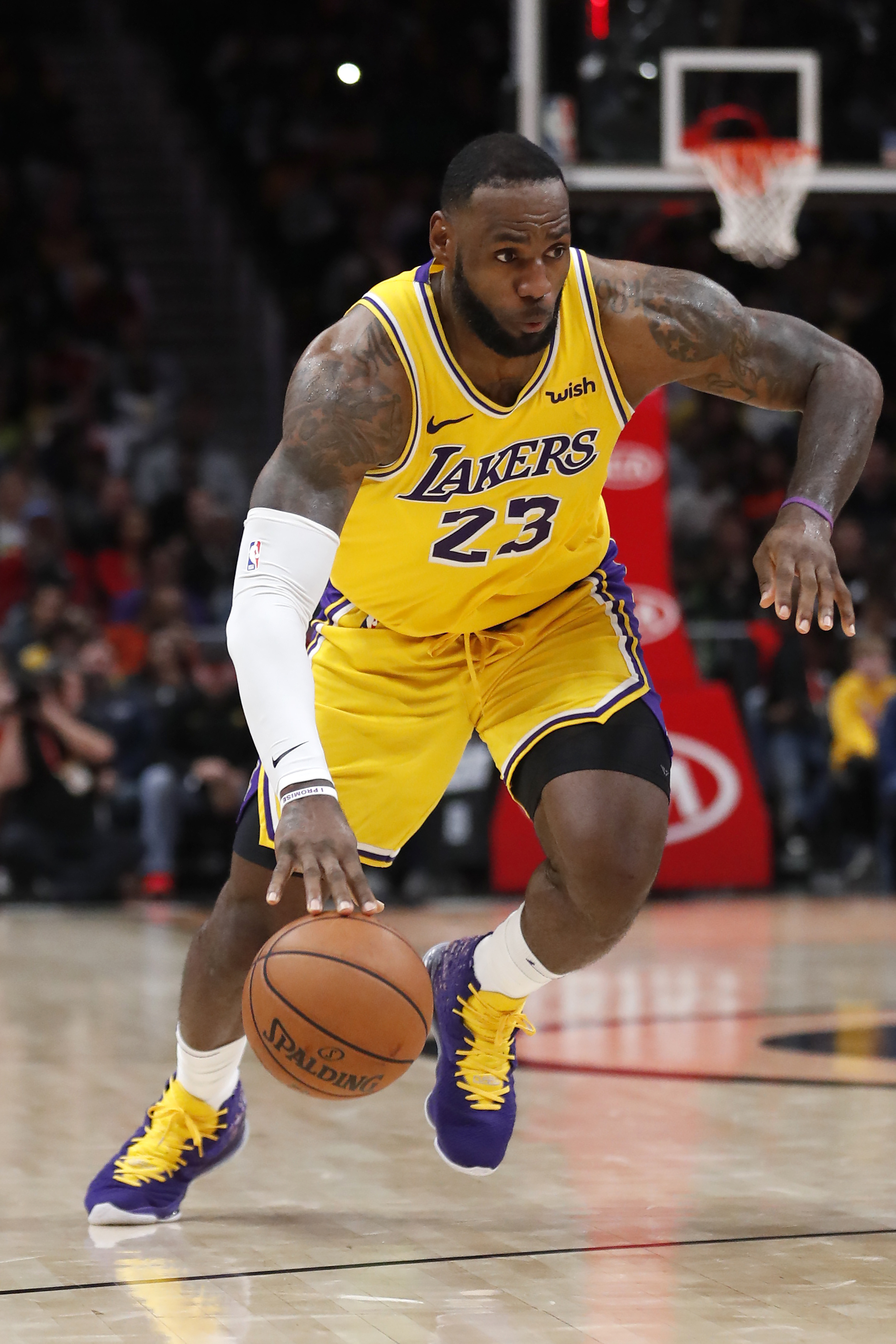 帕雷德斯父亲：我了解一些事情，知道迪巴拉想来博卡（帕雷德斯父亲：我有所了解，迪巴拉倾向加盟博卡）