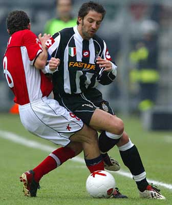 津门虎2025赛季总结：精准引援深度挖潜，阵容升级蓄势待发（津门虎2025赛季回顾：定向补强与潜力释放，阵容焕新整装待发）