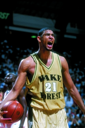 离大谱了！ 范戴克你退个锤子的退啊！利物浦1：1桑德兰！ 主队信仰只为英超（离谱至极！范戴克这退啥退？利物浦1-1桑德兰，主场信仰只为英超）