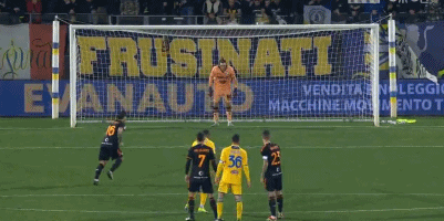 曼城助教：瓜迪奥拉能指挥与水晶宫比赛，罗德里仍无法登场（曼城助教：瓜帅可指挥战水晶宫，罗德里依旧缺席）