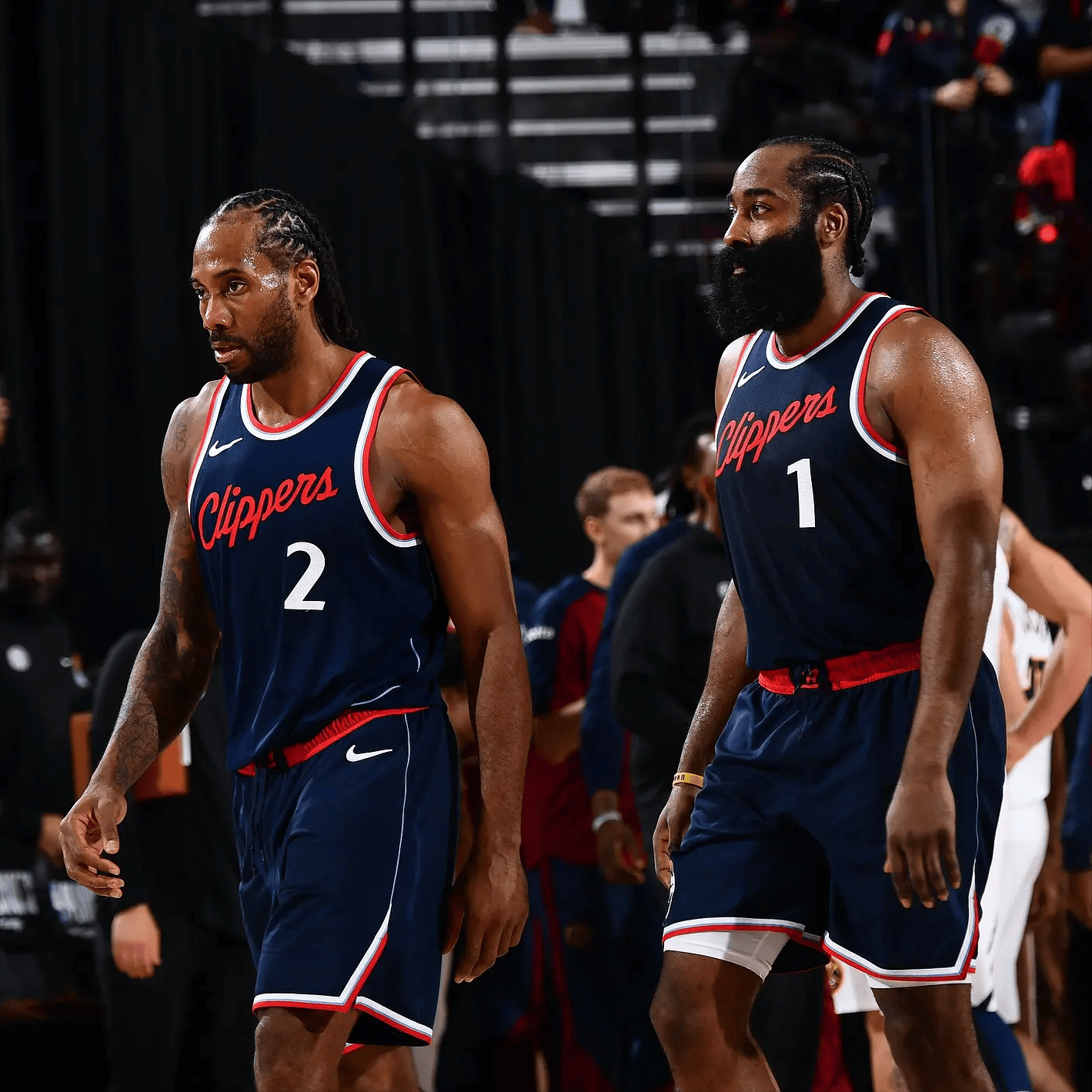 那不勒斯体育总监曼纳：德布劳内将至少伤缺至2月底（那不勒斯总监曼纳：德布劳内至少缺阵到二月底）