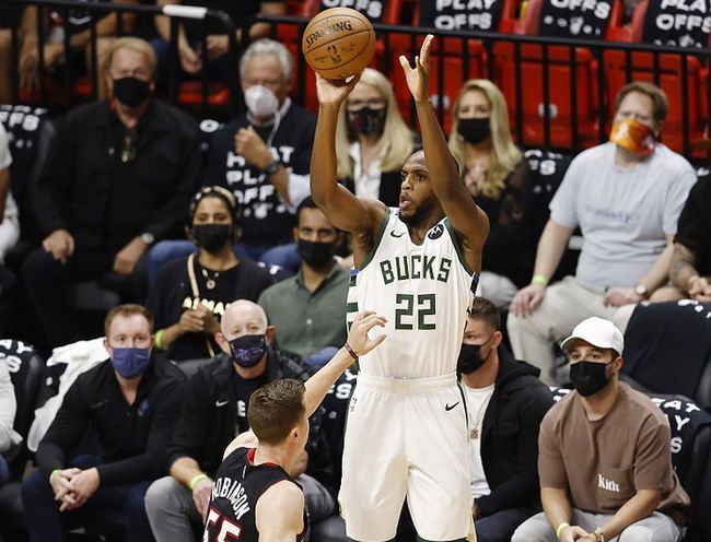 朱鹏宇：感谢俱乐部、李导还有教练组本赛季给我这么多机会（朱鹏宇：感谢俱乐部、李导与教练组在本赛季给予我的众多机会）