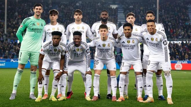 库里在30岁后单场40+次数达到45场，超越乔丹独占历史第一（库里30岁后40+场次达45场，超越乔丹独居历史第一）