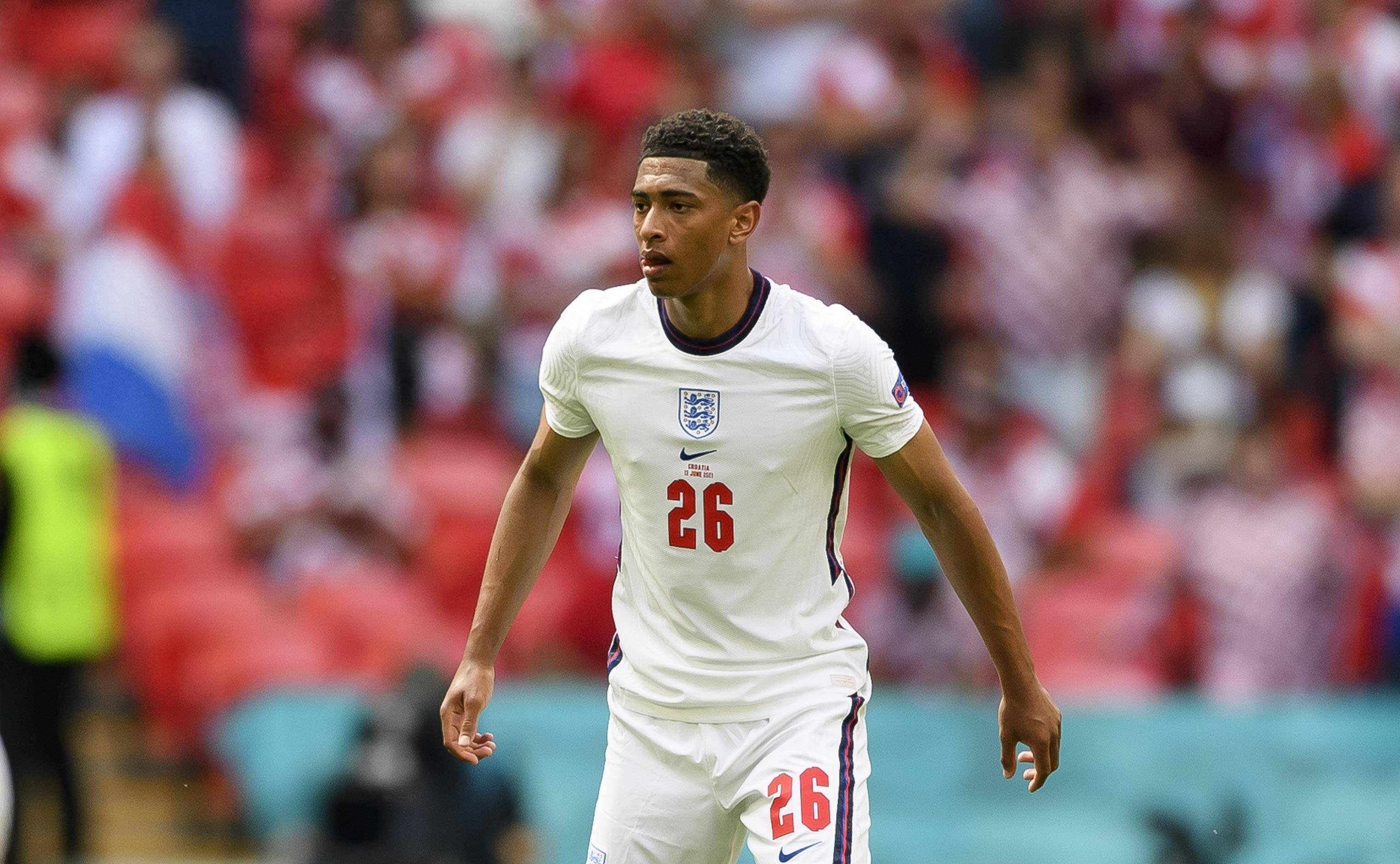 本季欧冠场均创造机会榜：姆巴佩4次，福登3.5次&维尔茨3.4次（欧冠本赛季场均创造机会榜：姆巴佩4.0，福登3.5，维尔茨3.4）